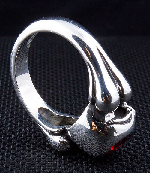 Garnet Skull Ring - Click Image to Close